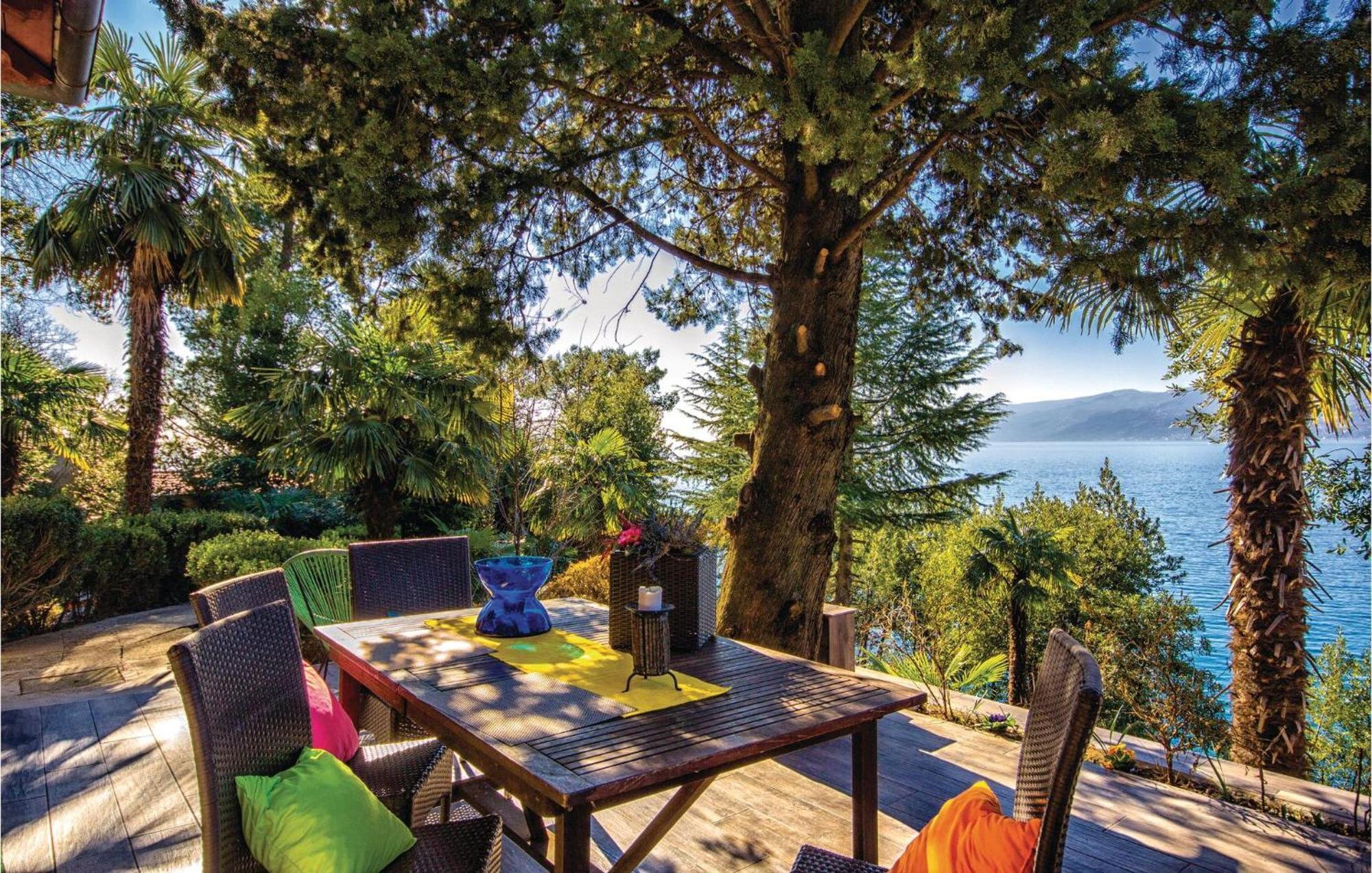 Lovely Apartment In Rijeka With House Sea View Exterior photo